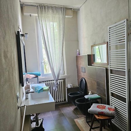 Casa Vincenzo 130 Mq Con Portico Ed Ingresso Esclusivo Dal Giardino Villa Felino Exteriör bild